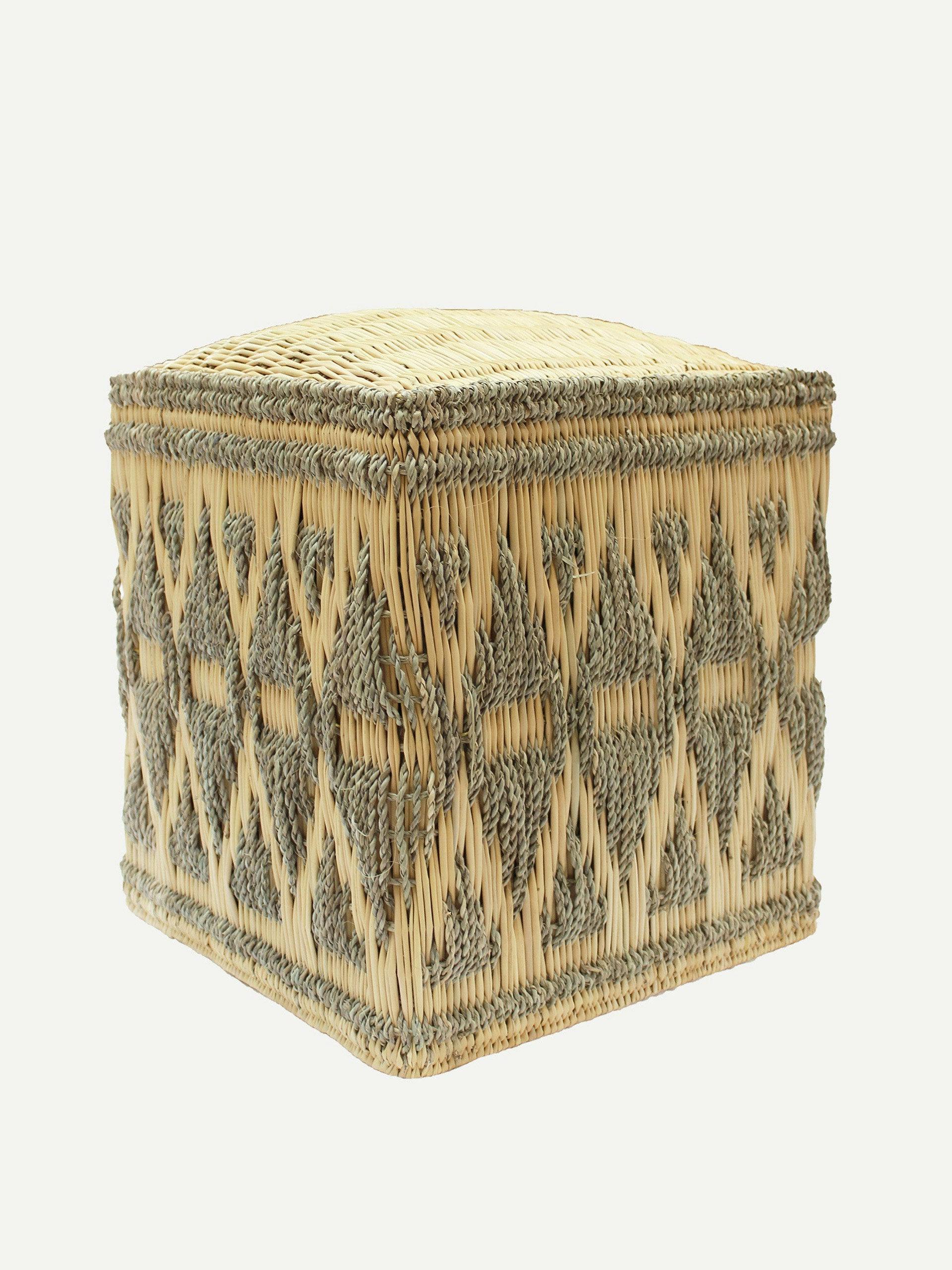 Fez natural wicker stool