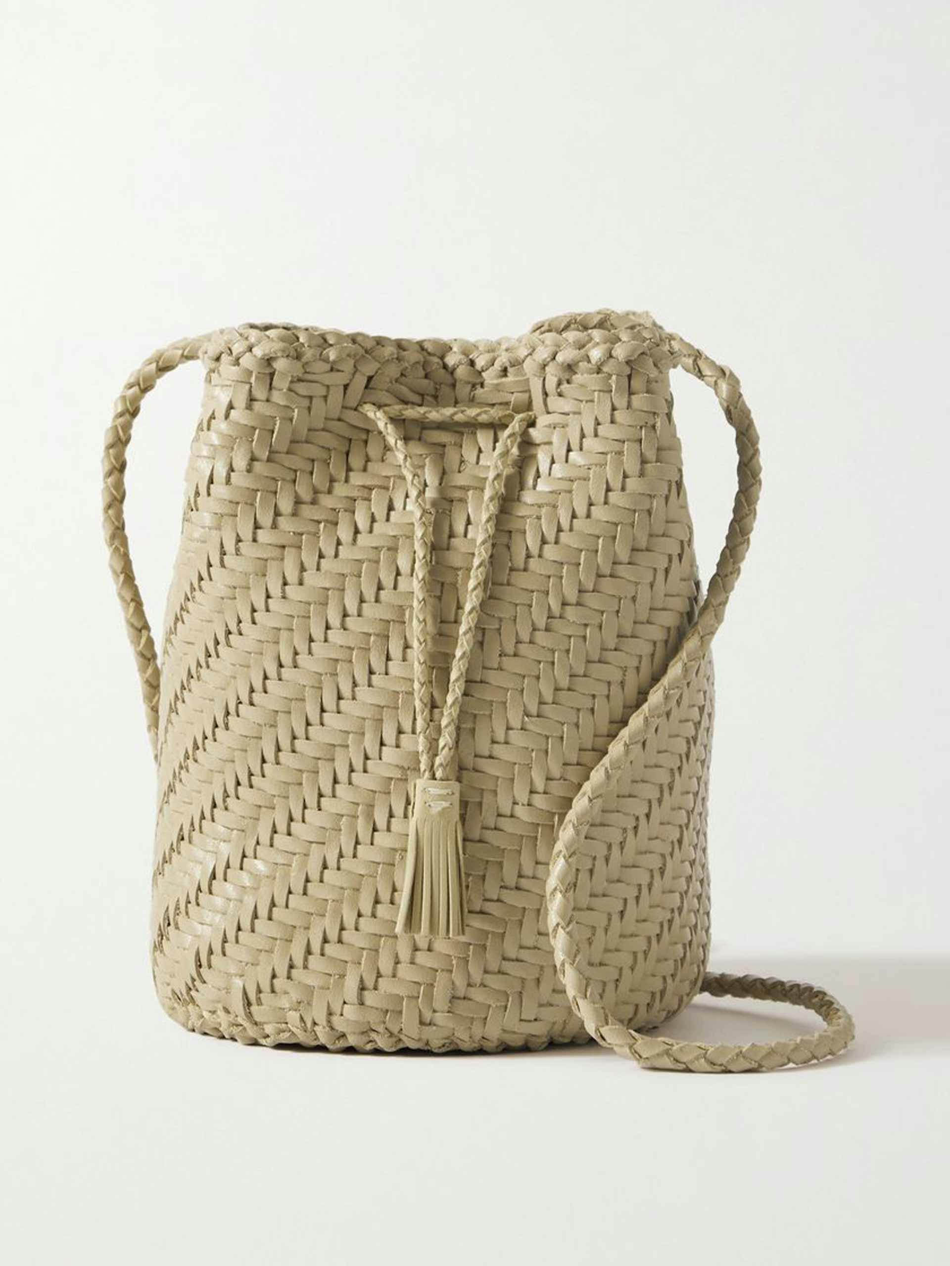 Pompom Double Jump woven leather bucket bag