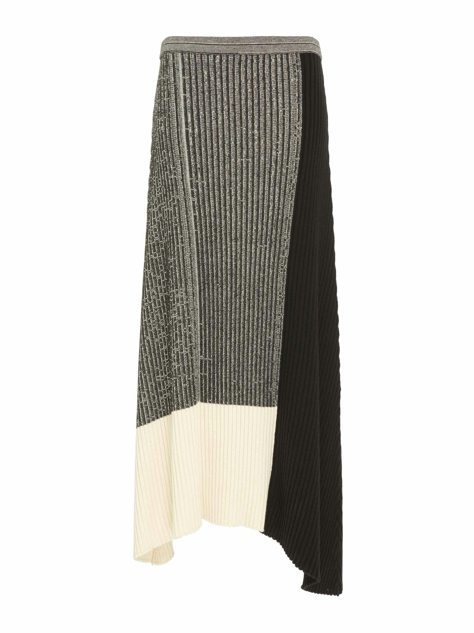 Knitted long skirt